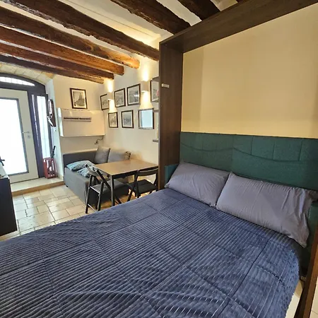 Le Antiche Travi 公寓