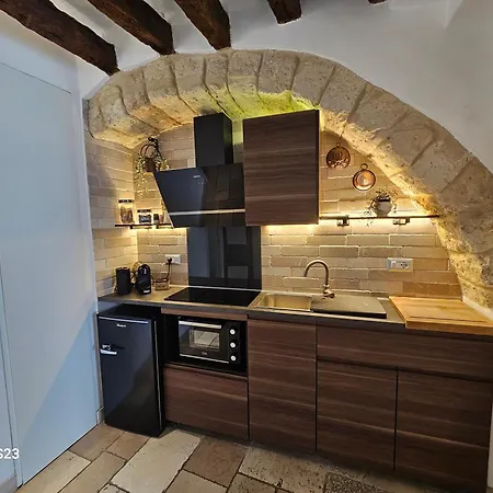 Le Antiche Travi Apartmán Bari